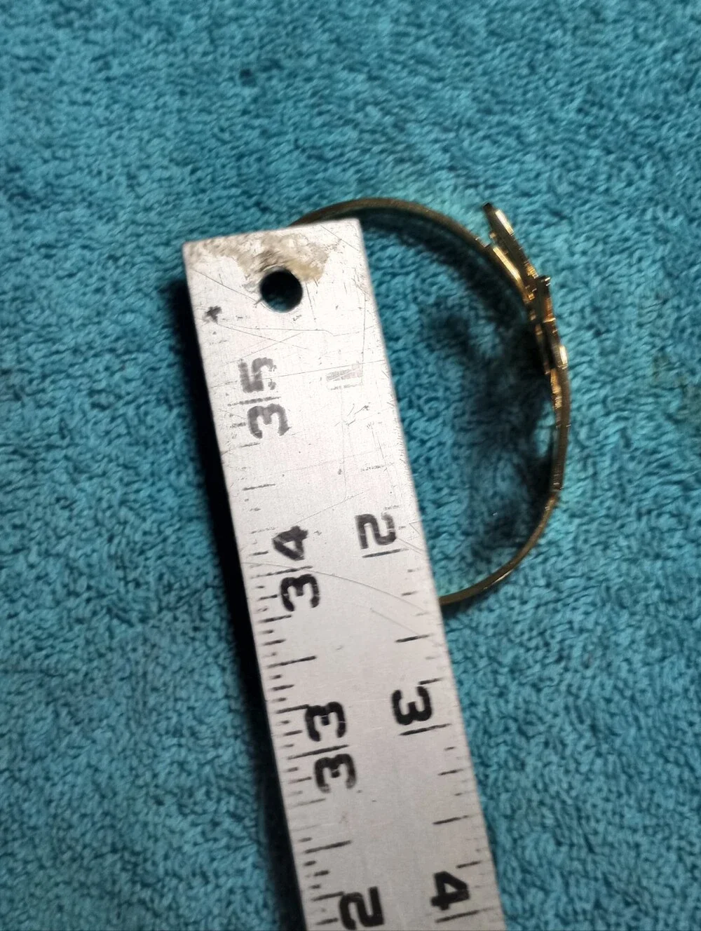 N/A stylish gold